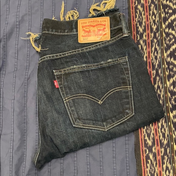 Levi’s 501 dark wash cropped - Picture 1 of 5